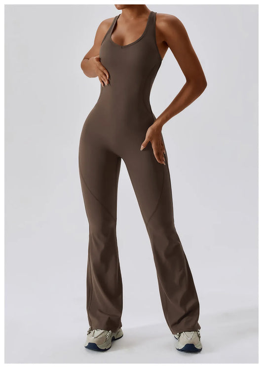 DV Shape | Ausgestellter Jumpsuit mit V-Rücken