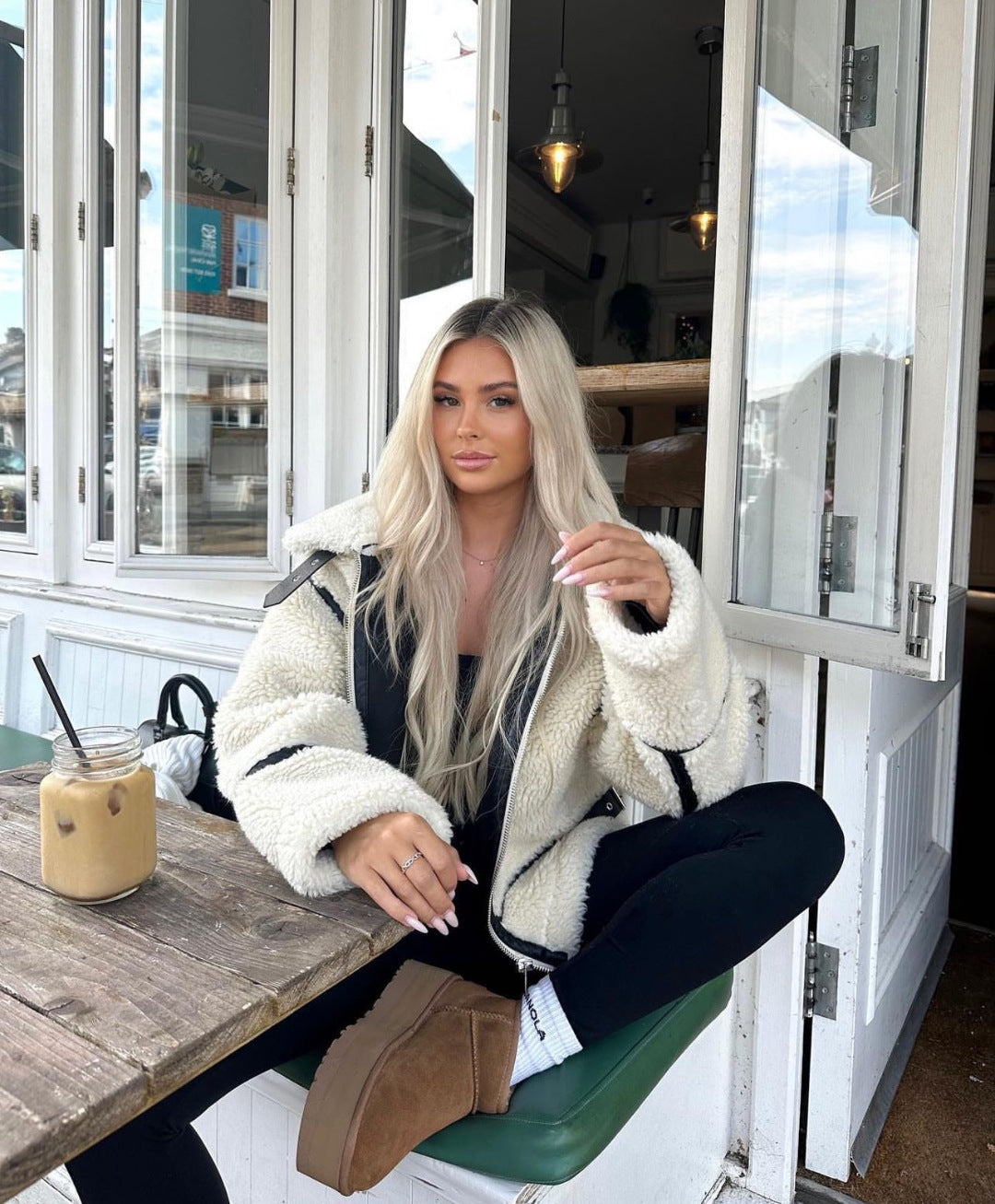 Aurora | stilvolle Breeze Jacke